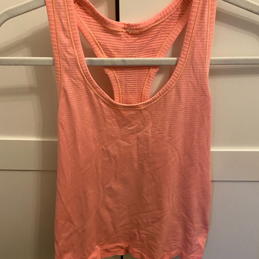 Lulu lemon tank